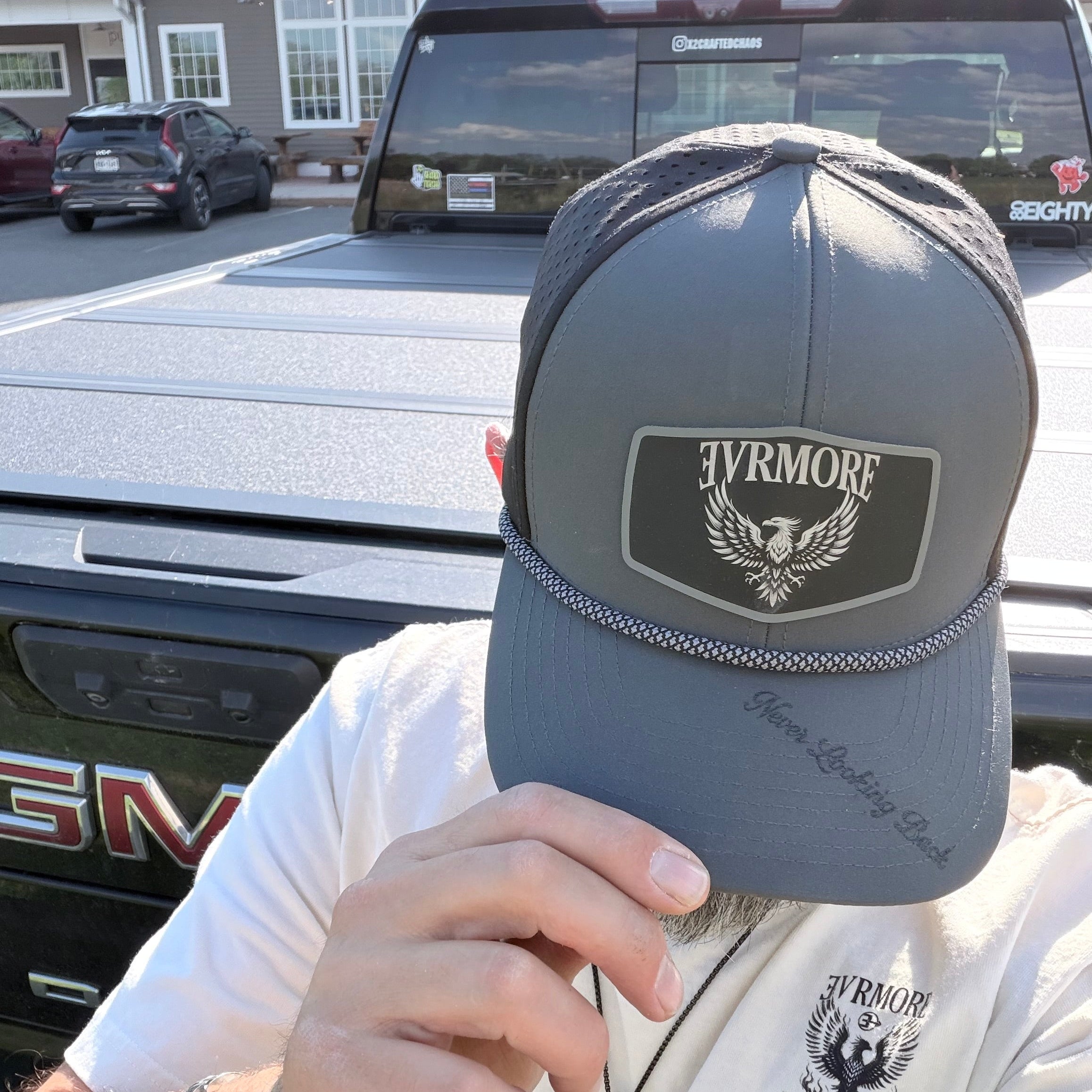 Waterproof Snapback Trucker Hat – Breathable Performance